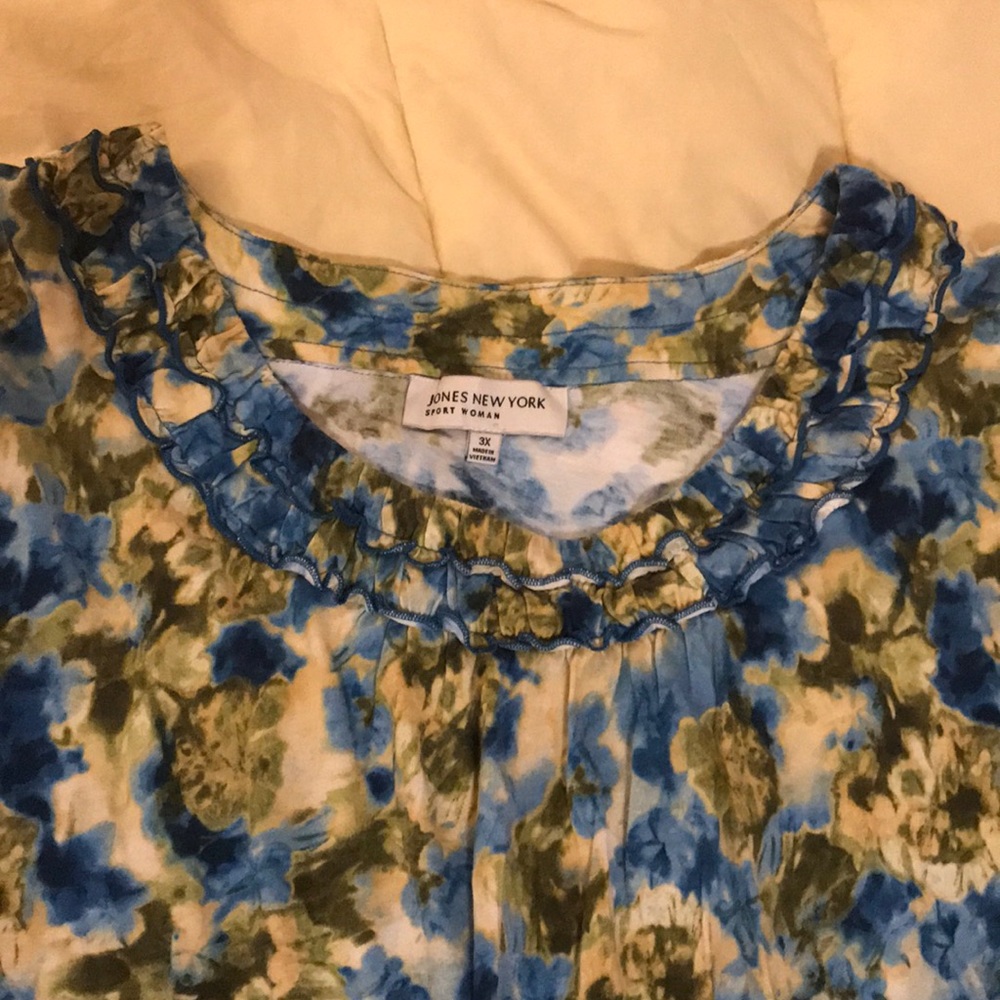 “Van” Future...Jones New York